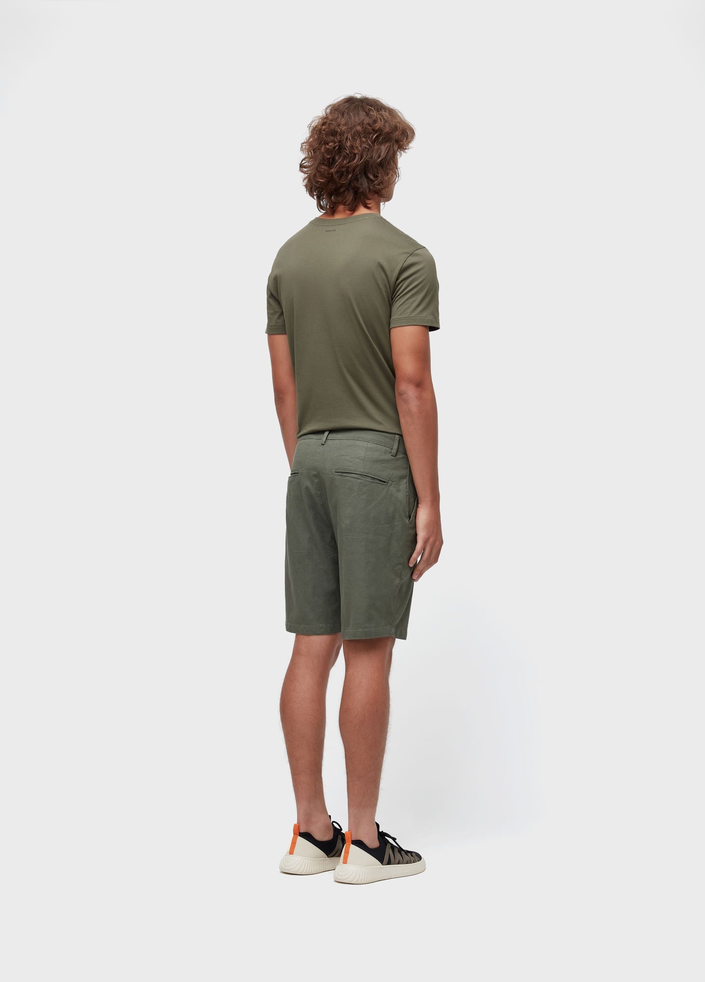 BERMUDA ALFAIATARIA BASIC LINEN