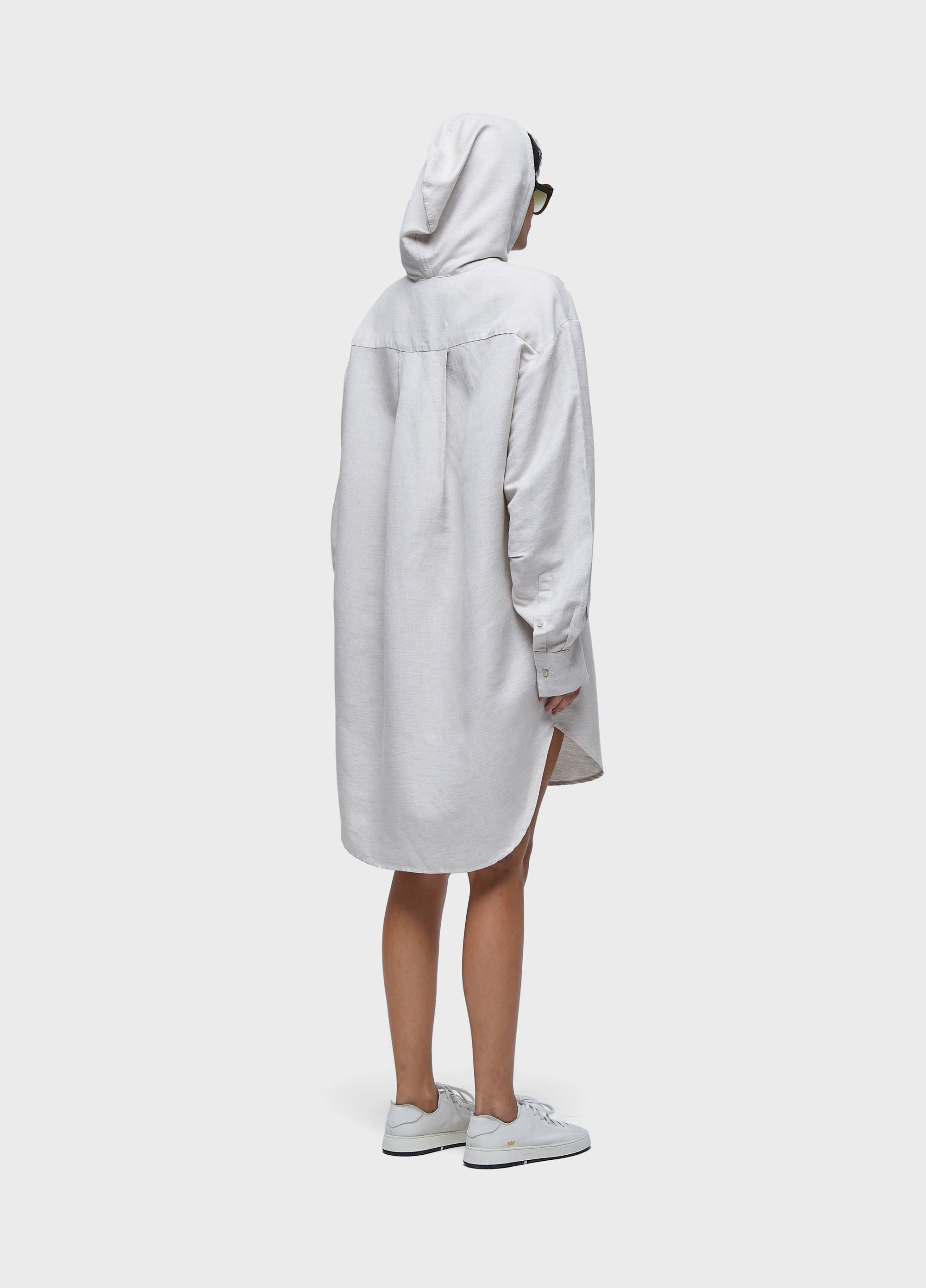 CHEMISE CURTA CAPUZ LINEN