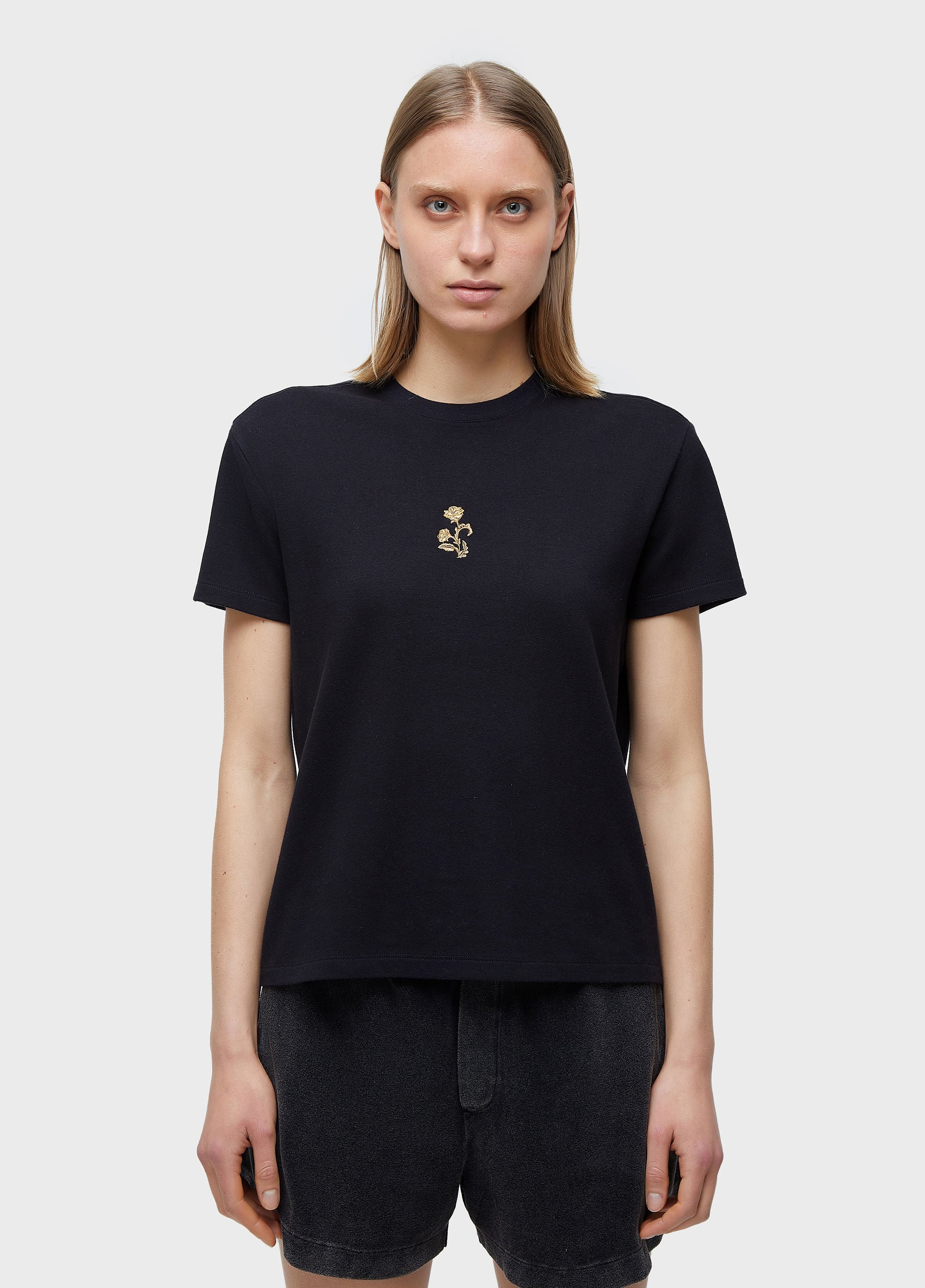 T-SHIRT BORDADO TINY ROSE